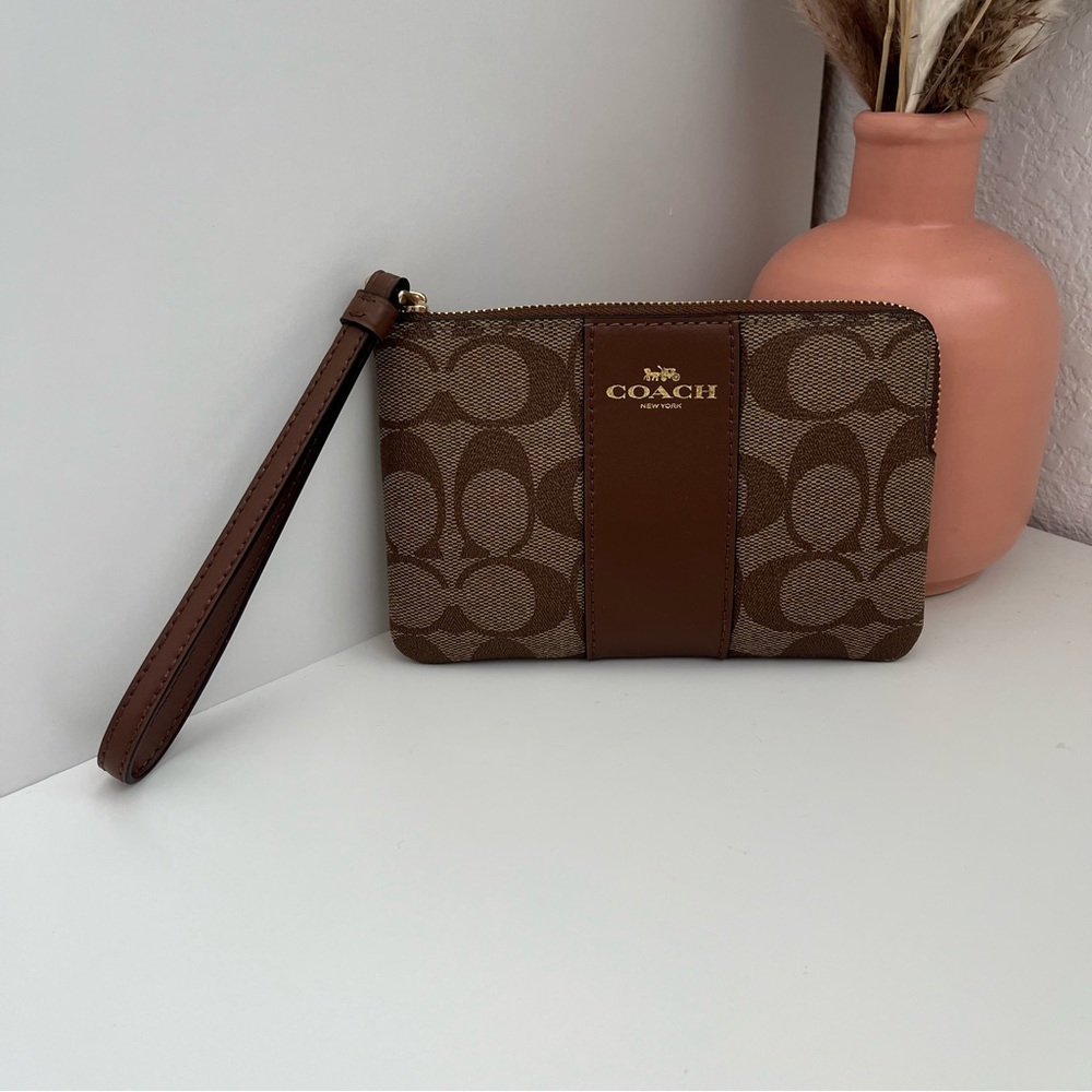 NET Coach wristlet